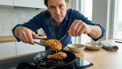 Kanankoivet pannulla ilman uunia – juustopanerointi ja yksi pieni mittarivinkki