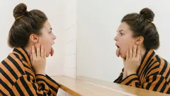 Pahanhajuinen hengitys: hampaiden harjaus ei aina riitä estämään sitä