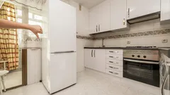 Sano hyvästit perinteiselle jääkaapille: uusi trendi on esteettisempi ja käytännöllisempi keittiöösi