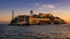 Alcatraz-saari: legendaarisen paikan kiehtova tarina ja sen matka ainutlaatuiseksi matkakohteeksi