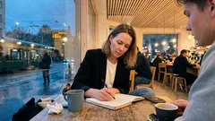 Vanhemman syyllisyys voi jäädä päälle vuosikymmeniksi – näin erotat todellisen vastuun turhasta syyllisyydestä