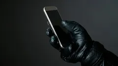 5 selvää merkkiä siitä, että joku kontrolloi puhelintasi salaa