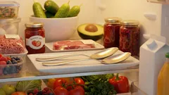 Säilytä lusikat jääkaapissa: tiedätkö tämän harvinaisen niksin, joka auttaa ratkaisemaan yleisen ongelman?