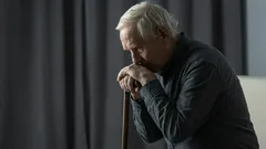 Mitä ihmiset katuvat vanhana: psykologi nimesi kolme yleisintä virhettä