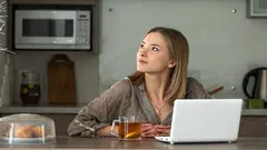 5 henkilön tottumukset, jotka psykologien mukaan viittaavat korkeaan älykkyystasoon.