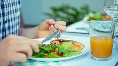 Kala, joka hidastaa ikääntymistä: terveellisempää kuin punainen kala ja paljon edullisempaa