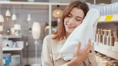 Kaada lasillinen tätä ainetta pesukoneeseen, ja jopa vanhimmat froteepyyhkeet muuttuvat pehmeän untuvaisiksi.