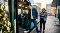 Miksi bussimaksu ei aina onnistu puhelimella: NFC-asetus, joka on helppo ohittaa