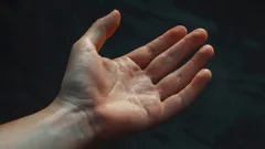Ole oma psykologisi: miten ihmisen persoonallisuustyyppi määritetään kämmenten muodon perusteella