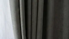 Raikasta verhot 15 minuutissa yksinkertaisilla vinkeillä – verhoja ei tarvitse irrottaa