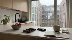 Kun kalenteri on täynnä, mutta mikään ei tunnu miltään: voiko kiire peittää anhedonian?