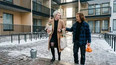 Kun raha helpottaa mutta ei yksin riitä: viisi vaurauden lajia, jotka tukevat itsenäistä arkea eläkkeellä