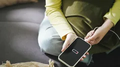 Kolme yleistä arkipäiväistä tapaa, jotka pilaavat matkapuhelimesi akun