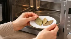 Miksi jotkut kotiäidit laittavat laakerinlehden mikroaaltouuniin?