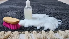 Tahrat lähtevät matosta helposti: kokeile tehdä tämä tehokas liuos itse