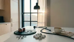 Teslan 3–6–9-mysteeri kiertää sitkeästi – mitä hän oikeasti sanoi?