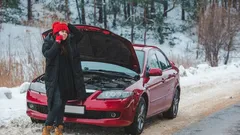 Kolme keskeistä kuljettajien tapaa, jotka lyhentävät nykyaikaisten autojen käyttöikää